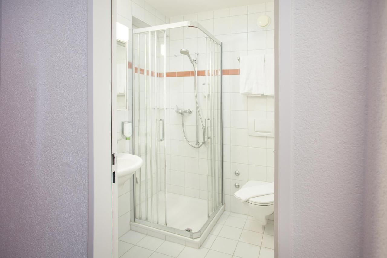 Guesthouse Zurzach - Self Check-In 外观 照片
